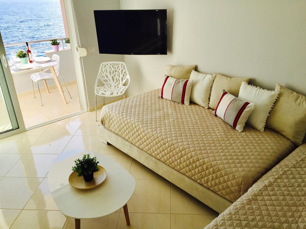 Skyfall Apartment Saranda Zewnętrze zdjęcie