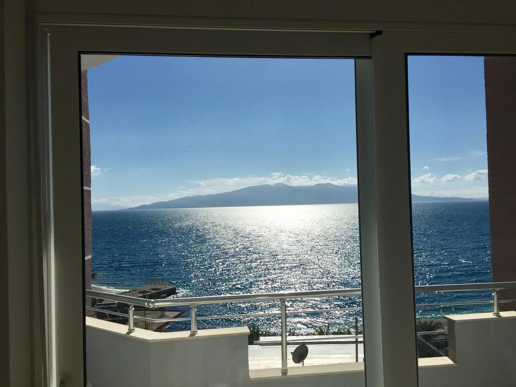 Skyfall Apartment Saranda Zewnętrze zdjęcie